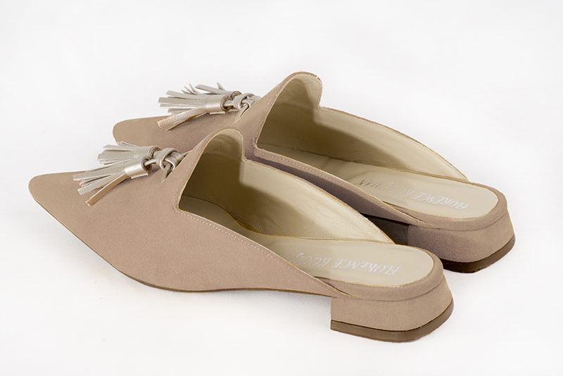 Biscuit beige and gold women's loafer mules. Pointed toe. Flat flare heels. Rear view - Florence KOOIJMAN